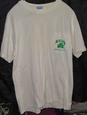 Hanes White Short-Sleeve Pocket Tee with Green Kelly's Logo